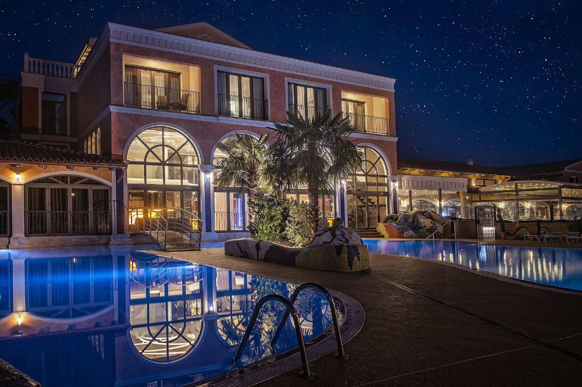 Villa Plaza Boutique Hotel & Spa Prešov Екстериор снимка